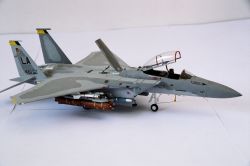 F-15 right front thumbnail
