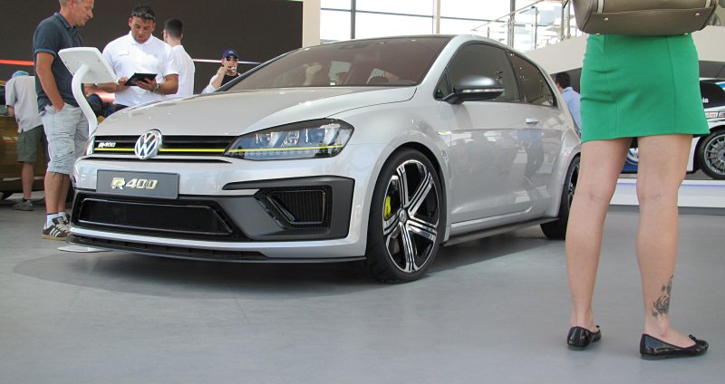 Golf R 400